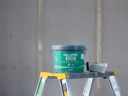 Dalapro Edge  - Extra high-filling hand filler with adhesive effect