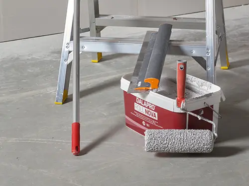 Speed Max Roller – Speed Max Roller is a black roller with a clamp for filling work. 