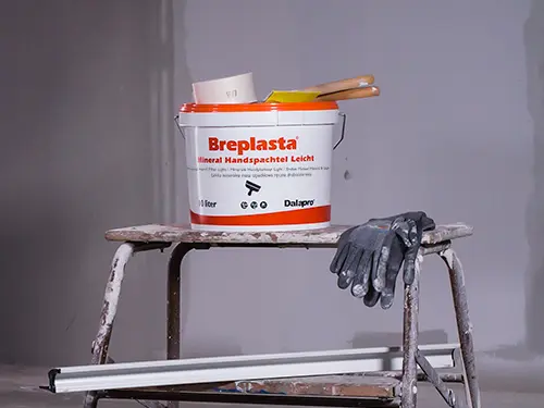 Breplasta Mineral Handspachtel Leicht - White allround hand filler